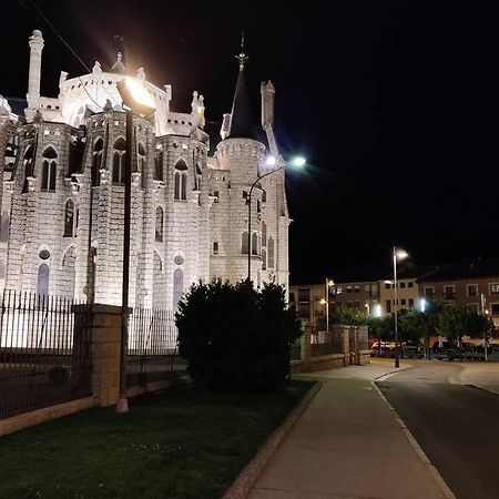 Los Sitios Astorga Luaran gambar